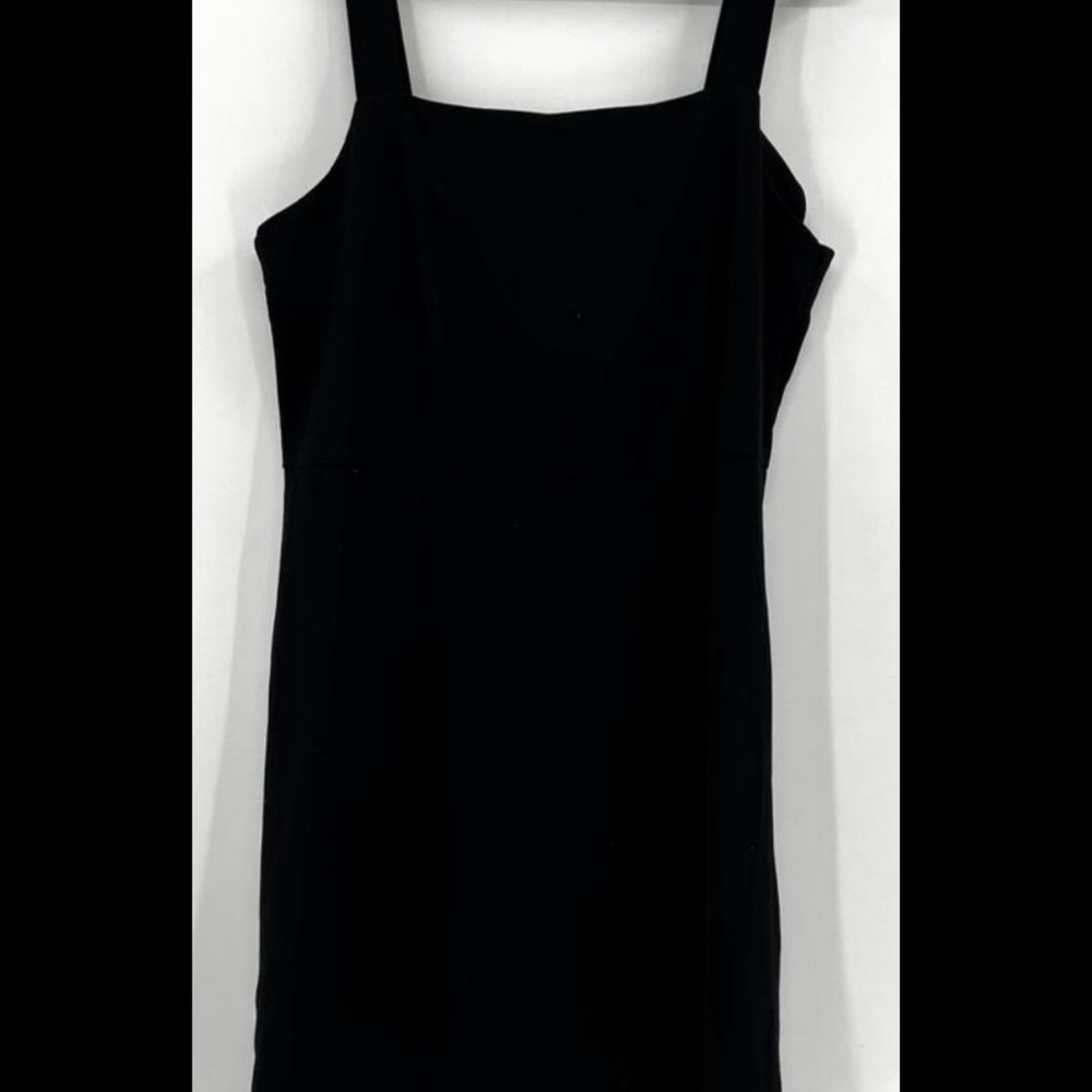 Black Sleeveless Sheath Mini Dress